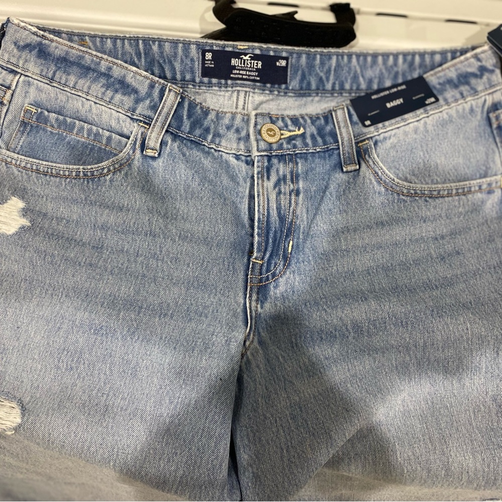 Hollister baggy blue jeans